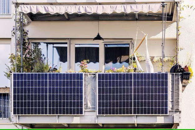 découvrez les enjeux et les conflits liés à l'implantation des panneaux solaires. explorez les débats autour de l'environnement, de l'urbanisme et des droits des terres. informez-vous sur les solutions durables pour concilier énergie renouvelable et respect des territoires.