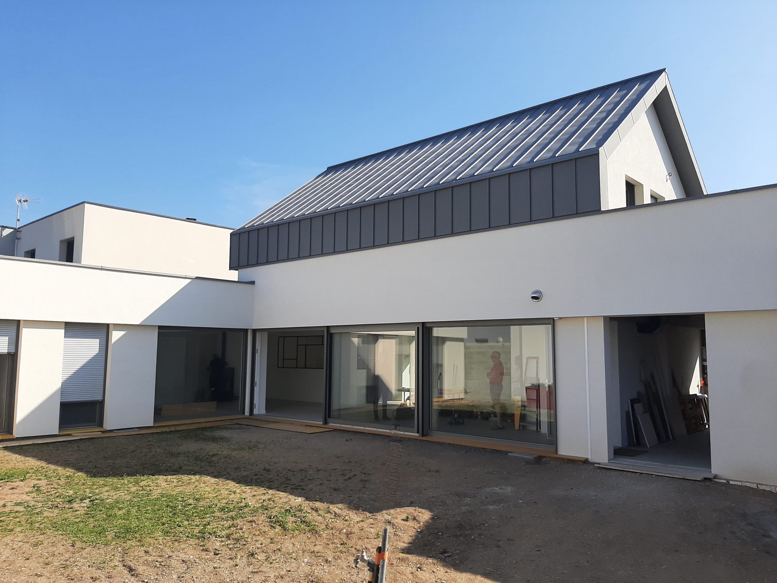 découvrez notre expertise en tant que constructeur de maisons passives. nous concevons des habitations écologiques, économes en énergie et confortables, alliant modernité et respect de l'environnement. transformez votre rêve de maison durable en réalité !