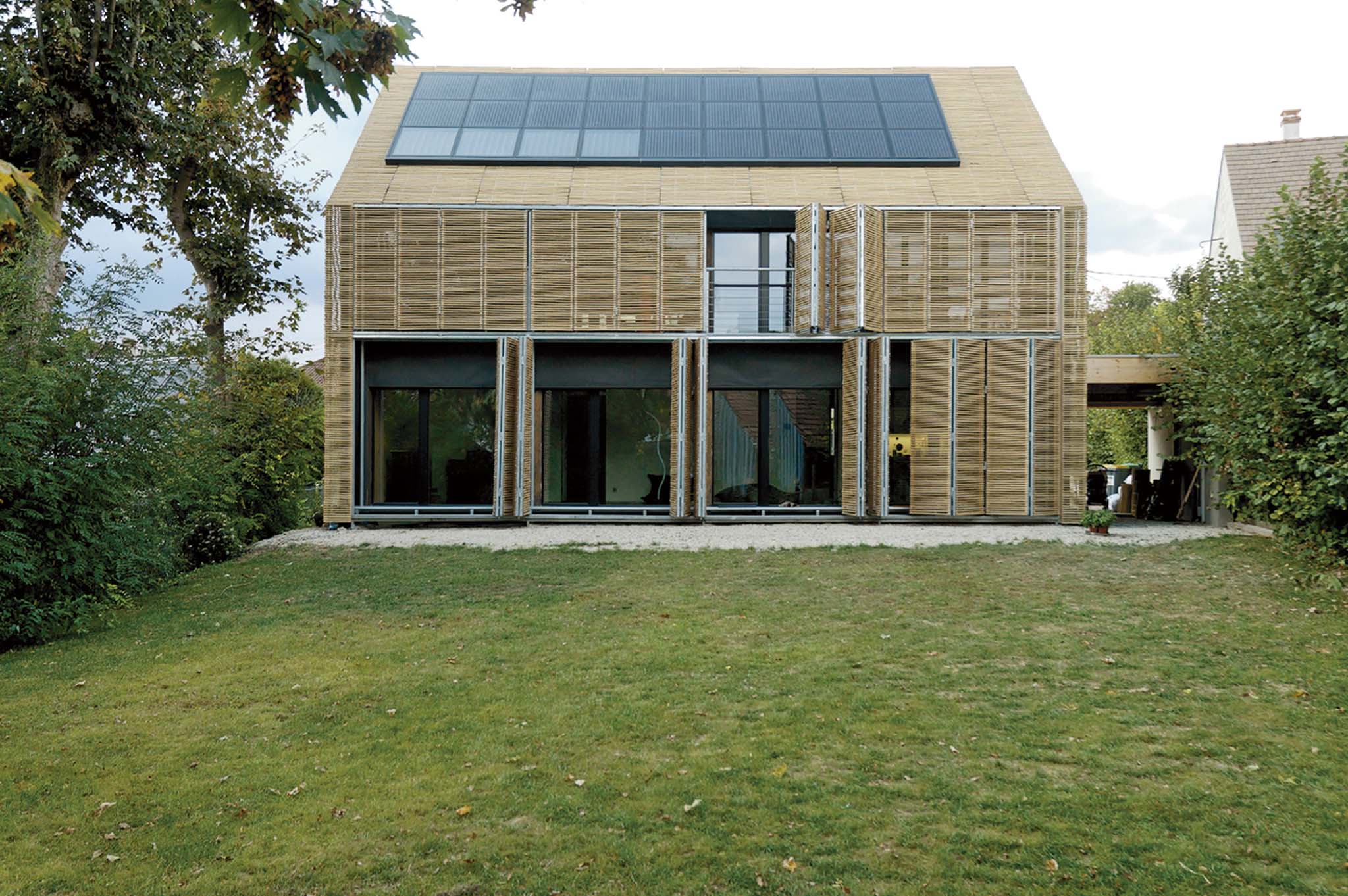 découvrez les avantages d'une maison passive : confort thermique, économies d'énergie et respect de l'environnement. apprenez comment concevoir et vivre dans un habitat qui préserve les ressources tout en garantissant un cadre de vie agréable.