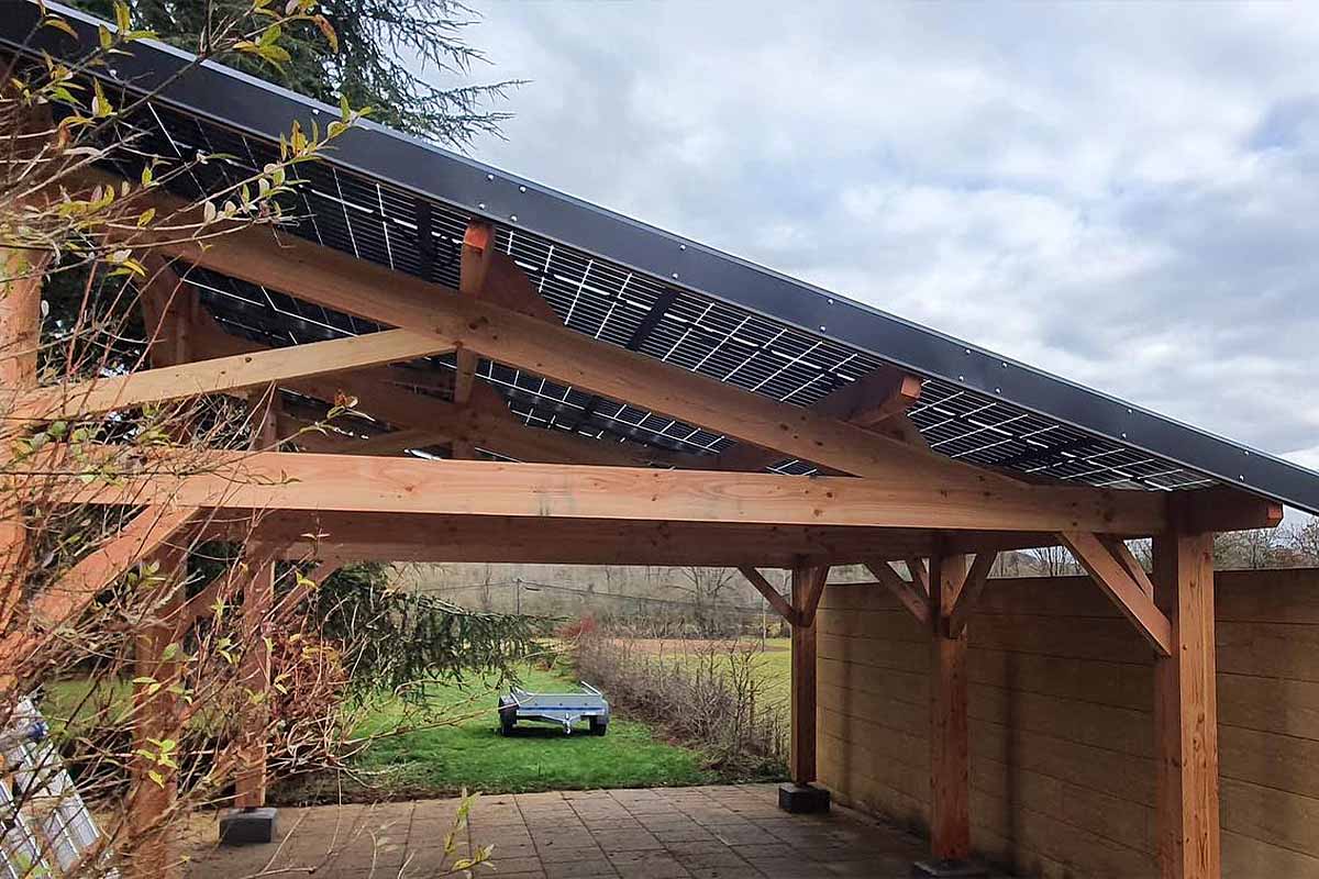 découvrez notre abri solaire en bois, un espace idéal pour profiter du plein air tout en étant protégé des intempéries. alliant esthétisme et fonctionnalité, cet abri solaire est conçu pour s'intégrer harmonieusement dans votre jardin. profitez de moments conviviaux à l'extérieur tout en bénéficiant d'un abri écologique et durable.