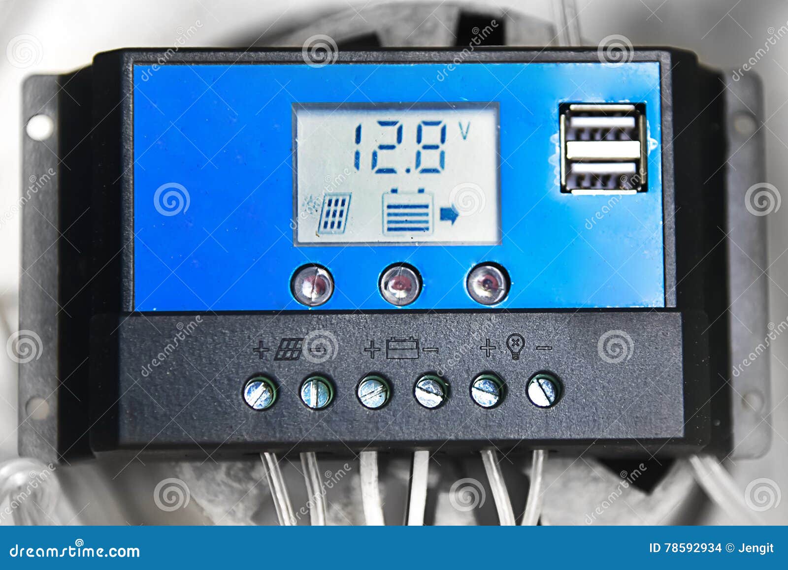 découvrez notre sélection de contrôleurs solaires, des dispositifs essentiels pour optimiser l'efficacité de vos installations photovoltaïques. assurez une gestion intelligente de l'énergie solaire, maximisez votre production et prolongez la durée de vie de vos batteries avec nos solutions innovantes.