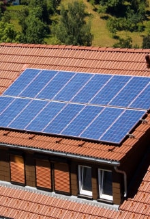 découvrez le coût d'installation des panneaux photovoltaïques et les facteurs à considérer pour rentabiliser votre investissement énergétique. obtenez des conseils pour choisir la meilleure solution adaptée à vos besoins et optimisez votre transition vers une énergie renouvelable.