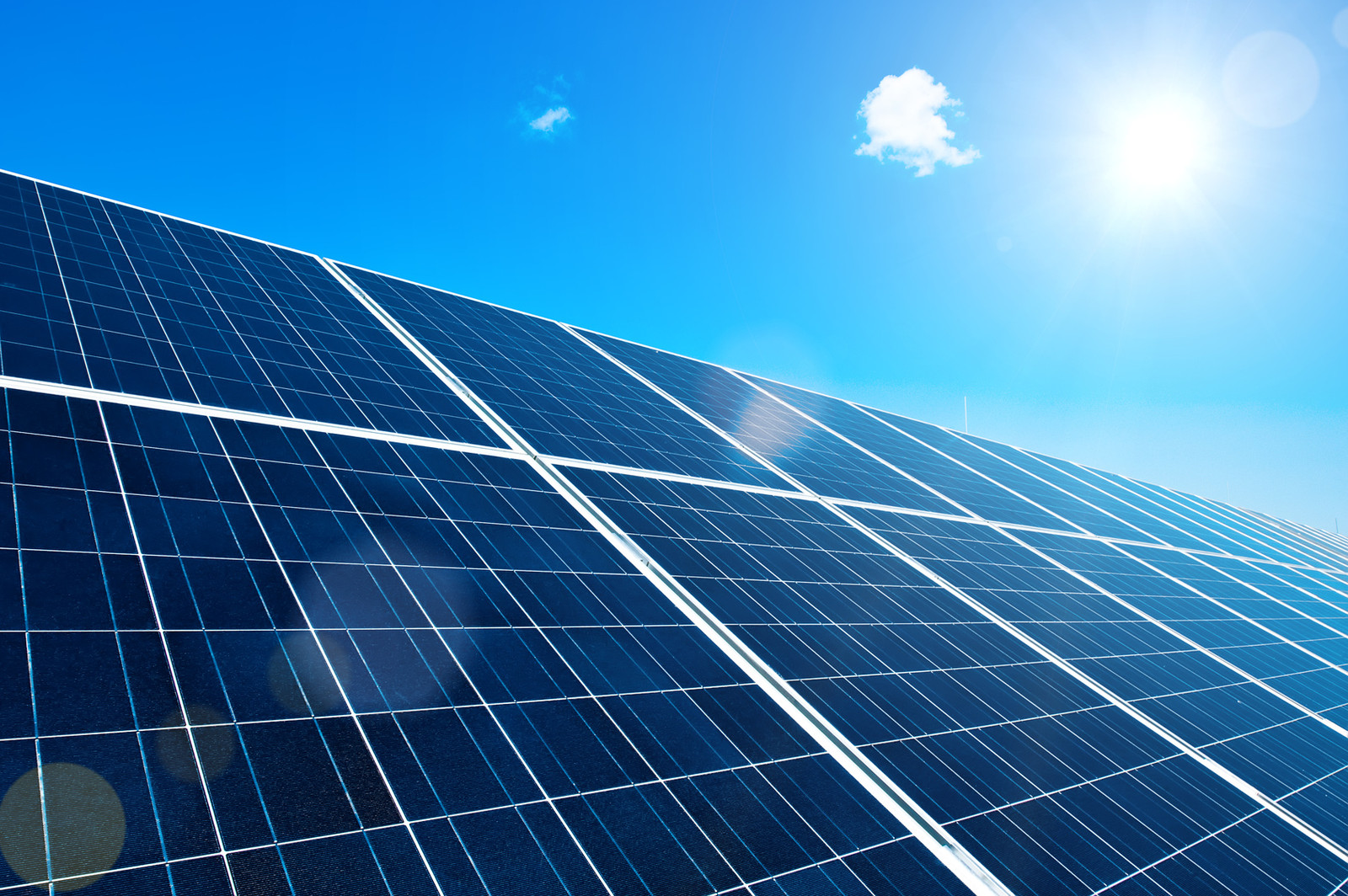 découvrez le coût des installations photovoltaïques de 9 kw en 2019. analyse des prix, des subventions et des avantages économiques pour un projet d'énergie solaire efficace et durable.