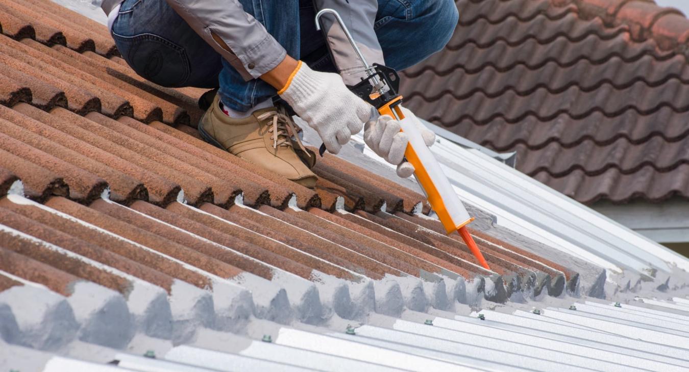 découvrez votre expert couvreur en seine-maritime (76) pour tous vos travaux de toiture. que ce soit pour une réparation, une rénovation ou une nouvelle installation, notre équipe qualifiée garantit un service de qualité, fiable et rapide. faites confiance à notre savoir-faire pour protéger votre maison des intempéries.