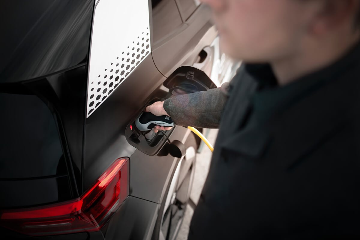 découvrez tout ce qu'il faut savoir sur le crédit impôt pour l'installation de bornes de recharge en 2025. profitez des avantages fiscaux pour encourager la transition vers des mobilités plus durables et économisez sur vos frais d'installation.