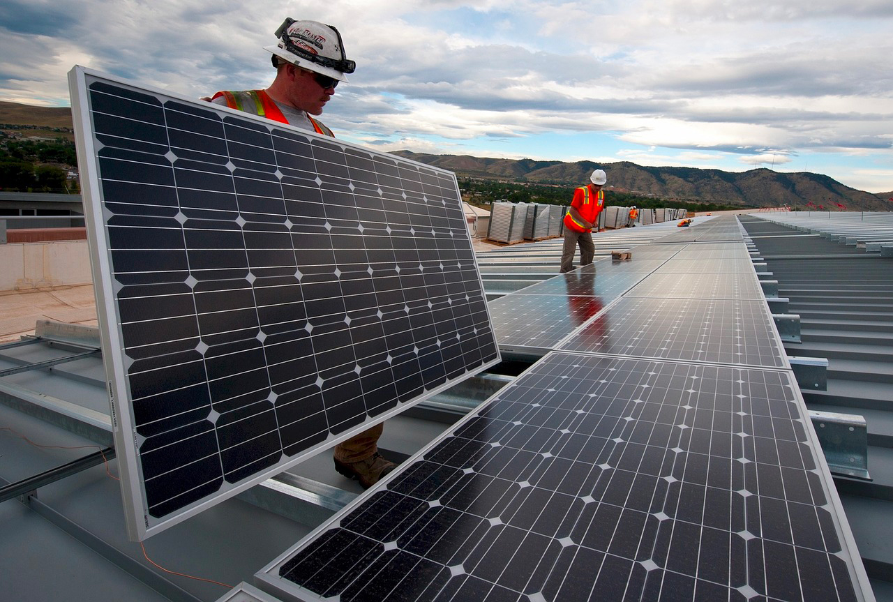 découvrez tout ce qu'il faut savoir sur le crédit d'impôt photovoltaïque 2019 : avantages fiscaux, conditions d'éligibilité et démarches à suivre pour profiter au mieux de cette aide financière et investir dans l'énergie verte.