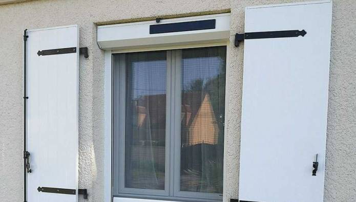 profitez du crédit d'impôt pour l'installation de volets solaires et réduisez vos dépenses énergétiques tout en améliorant le confort de votre maison. découvrez les avantages fiscaux et les conditions d'éligibilité pour bénéficier de cette aide.