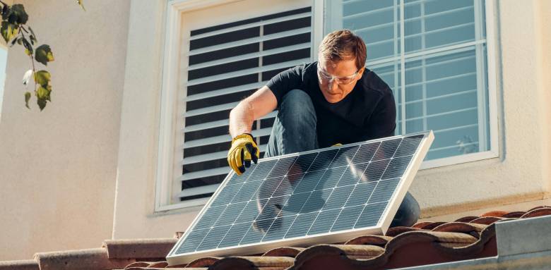 découvrez comment optimiser vos économies d'énergie grâce aux déductions fiscales sur les panneaux photovoltaïques. profitez d'avantages financiers tout en adoptant une solution écologique pour votre logement.
