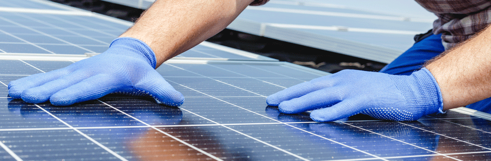 découvrez comment devenir installateur de panneaux solaires et profitez d'une carrière enrichissante dans les énergies renouvelables. apprenez les compétences nécessaires, les certifications requises et les opportunités d'emploi dans ce secteur en pleine expansion.