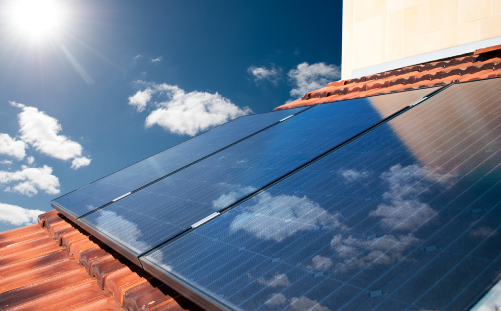découvrez la différence entre les panneaux solaires et photovoltaïques. comprenez leurs fonctions, avantages et applications pour mieux choisir la solution énergétique adaptée à vos besoins.