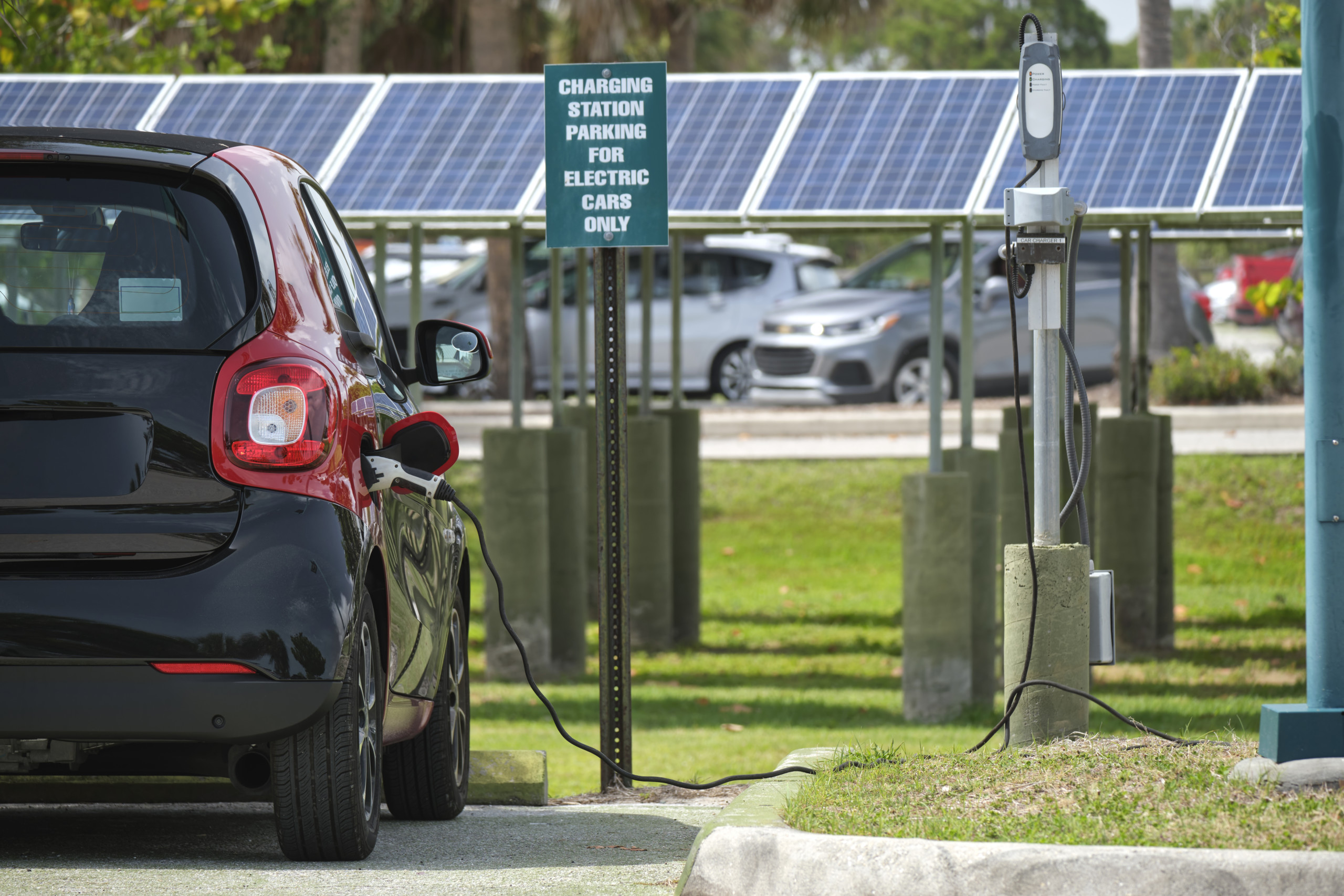 découvrez les panneaux solaires dupont, une solution efficace et durable pour produire votre propre électricité. profitez d'une énergie renouvelable, réduisez vos factures et contribuez à la préservation de l'environnement avec des produits de qualité supérieure.