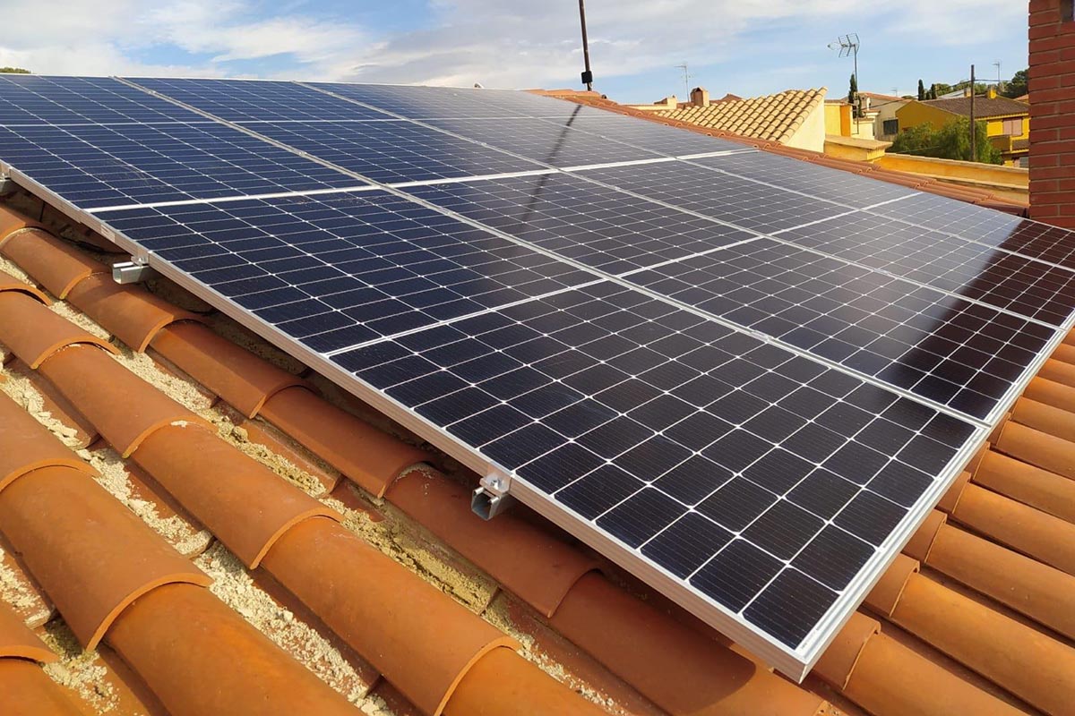 découvrez l'impact croissant de l'économie solaire sur la transition énergétique. explorez les innovations, les bénéfices économiques et écologiques, ainsi que les opportunités d'investissement dans le secteur solaire.