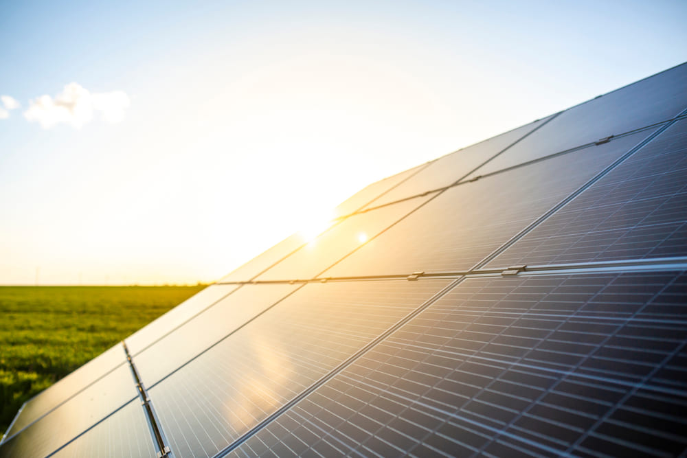 découvrez comment l'énergie solaire devient accessible à tous grâce à des solutions innovantes. transformez votre consommation énergétique et réduisez vos factures tout en préservant l'environnement.