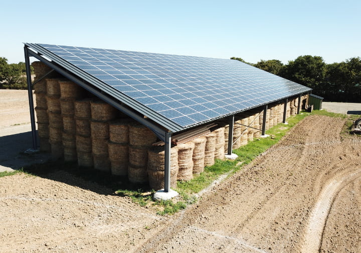 découvrez comment l'énergie solaire peut transformer vos bâtiments en sources d'énergie durables. explorez les avantages, les technologies et les solutions innovantes pour intégrer l'énergie solaire dans l'architecture moderne.