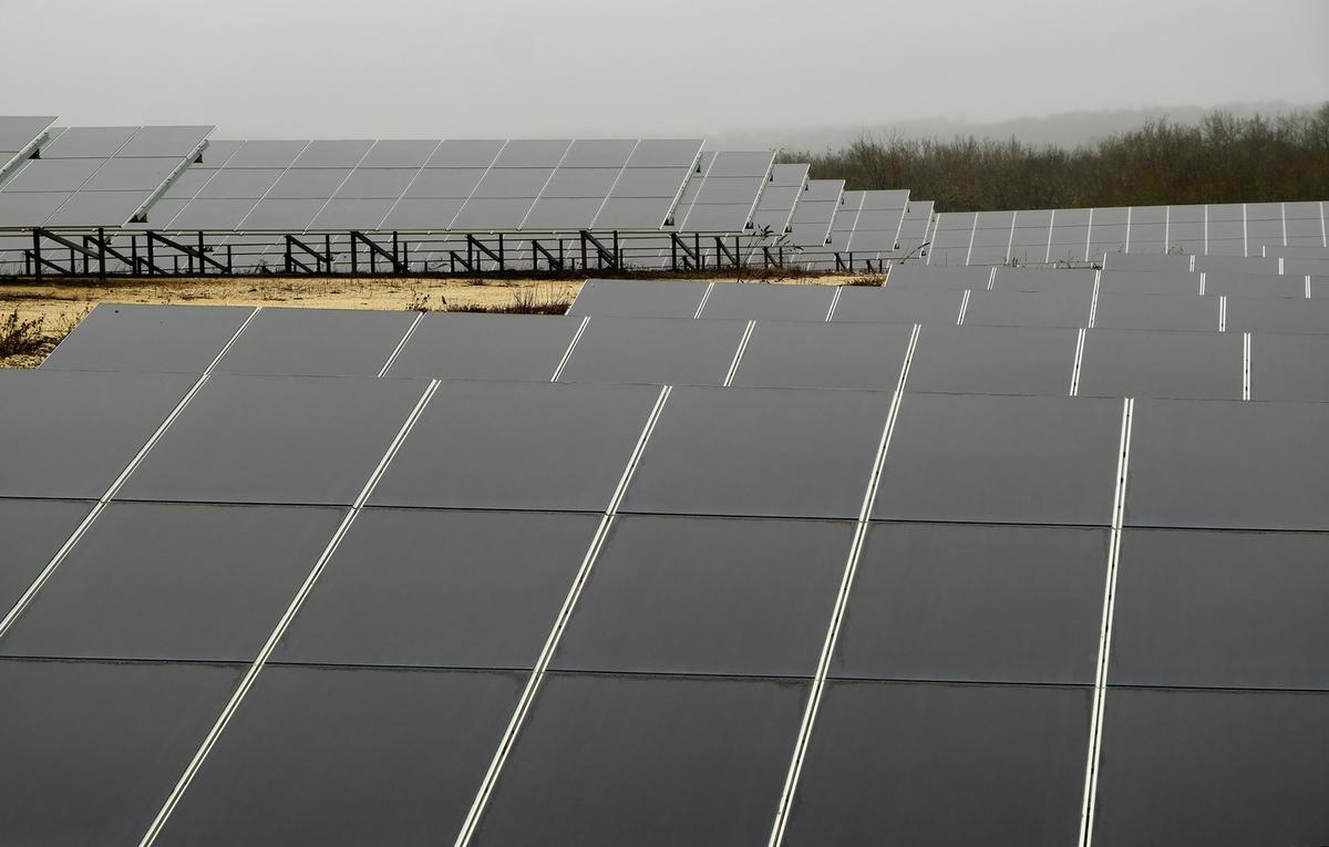 découvrez les avantages de l'énergie solaire en dordogne : solutions écologiques, économies sur vos factures d'électricité et projets innovants pour un avenir durable. optez pour l'énergie renouvelable dans votre région.