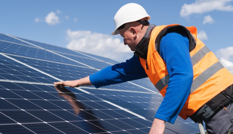 découvrez comment l'énergie solaire peut transformer vos dépenses énergétiques en économies significatives. adoptez des solutions durables et économisez sur vos factures tout en préservant l'environnement.