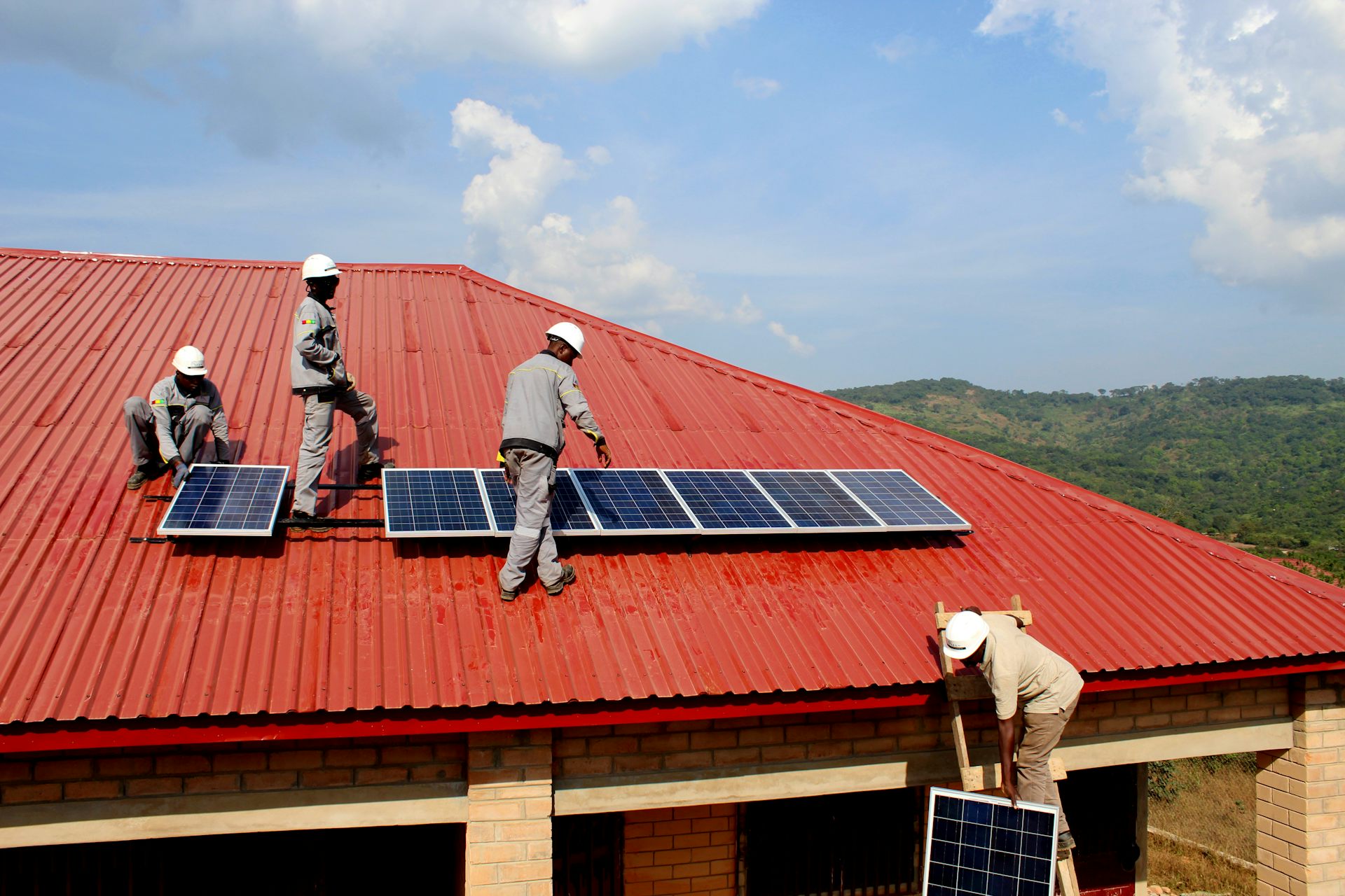 découvrez comment l'énergie solaire économique peut réduire vos factures d'électricité tout en préservant l'environnement. profitez d'une source d'énergie renouvelable accessible, performante et durable pour votre foyer ou votre entreprise.
