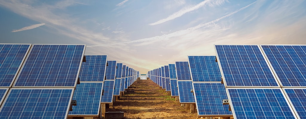 découvrez comment l'énergie solaire transforme notre quotidien en alliant durabilité et connectivité. explorez les solutions innovantes qui permettent de produire votre propre électricité tout en restant connecté au monde.