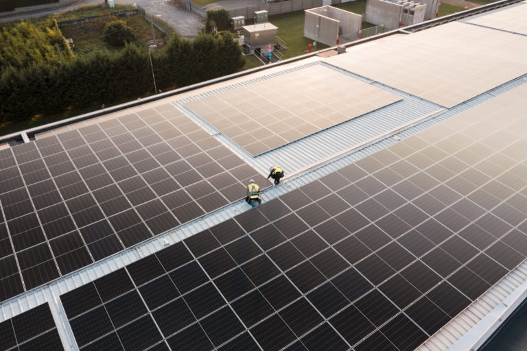 découvrez comment l'énergie solaire représente une opportunité commerciale majeure. explorez les avantages, les technologies innovantes et les perspectives de marché pour les entrepreneurs souhaitant investir dans une énergie durable et rentable.