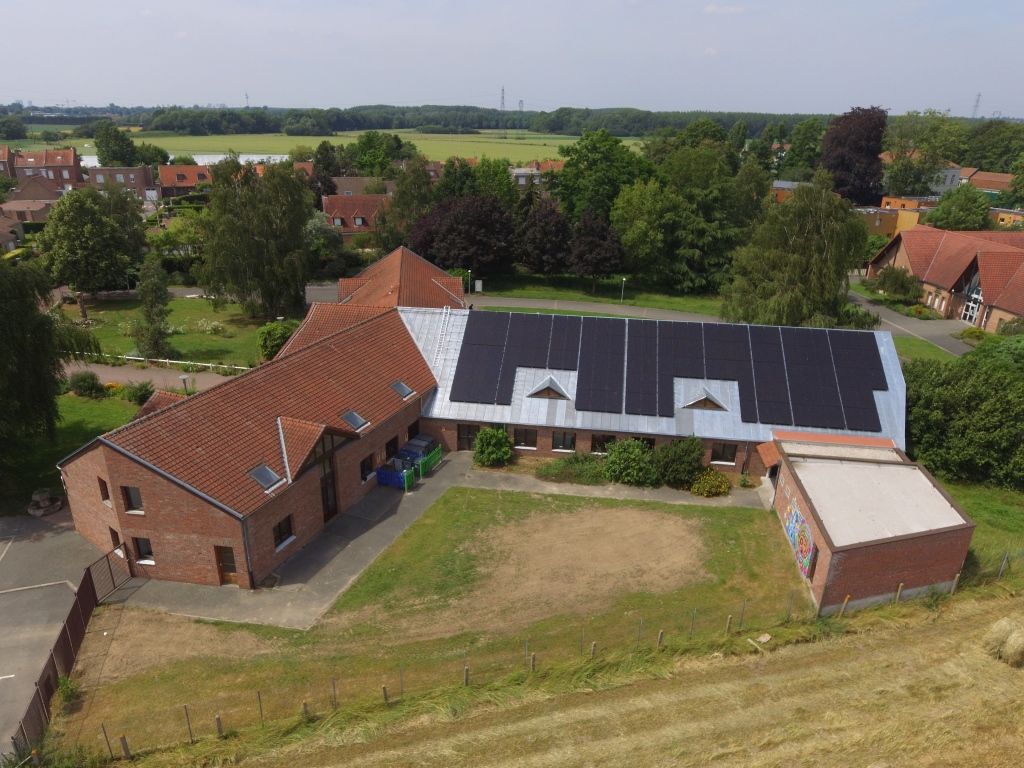 découvrez les nombreuses applications de l'énergie solaire polyvalente, une solution durable et innovante pour alimenter vos besoins énergétiques tout en préservant l'environnement. explorez les avantages de cette technologie renouvelable et comment elle peut transformer votre consommation d'énergie.