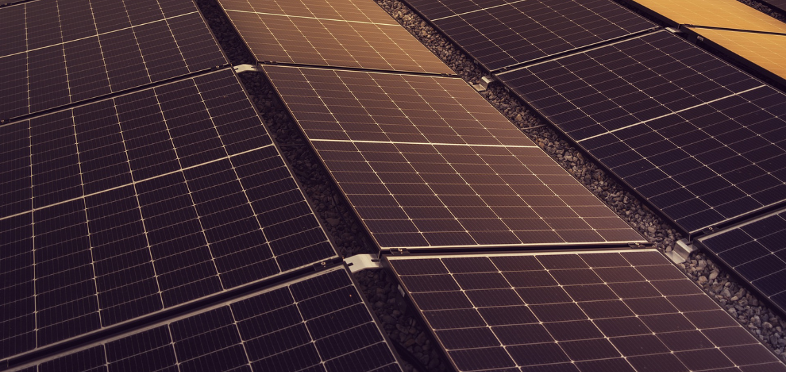 découvrez les solutions d'énergie solaire professionnelles pour optimiser votre consommation d'énergie. profitez d'une technologie de pointe, d'économies durables et d'un impact environnemental réduit avec nos offres adaptées à vos besoins.