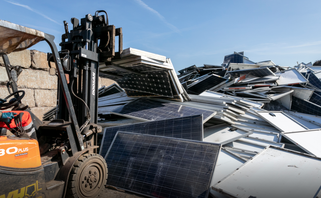 découvrez comment l'énergie solaire urbaine transforme nos villes en espaces durables et innovants. explorez les avantages de l'énergie solaire pour réduire les coûts énergétiques et favoriser un mode de vie respectueux de l'environnement.