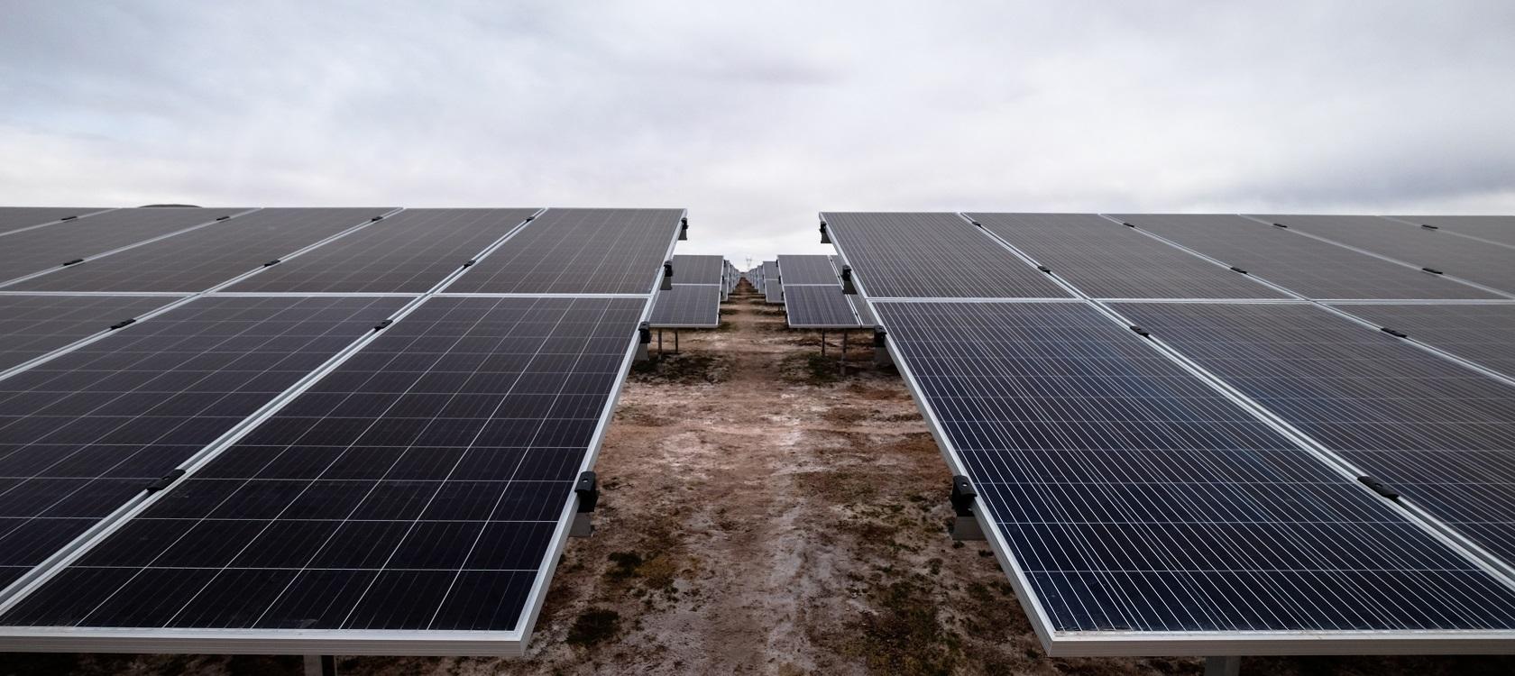 découvrez comment les énergies alternatives peuvent transformer votre espace privé en un environnement plus durable et économique. explorez des solutions innovantes pour produire votre propre énergie et réduire votre empreinte carbone.