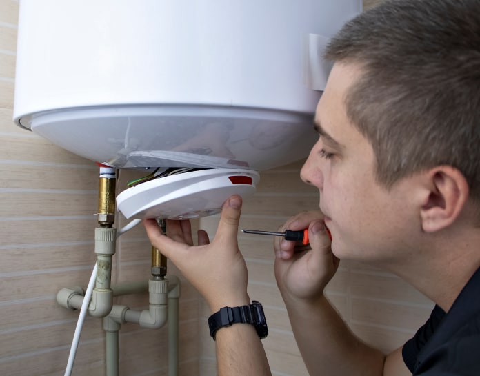 découvrez nos services d'entretien de chauffe-eau avec engie. garantissez le bon fonctionnement de votre appareil, optimisez sa performance et prolongez sa durée de vie grâce à nos interventions professionnelles et à des conseils personnalisés.