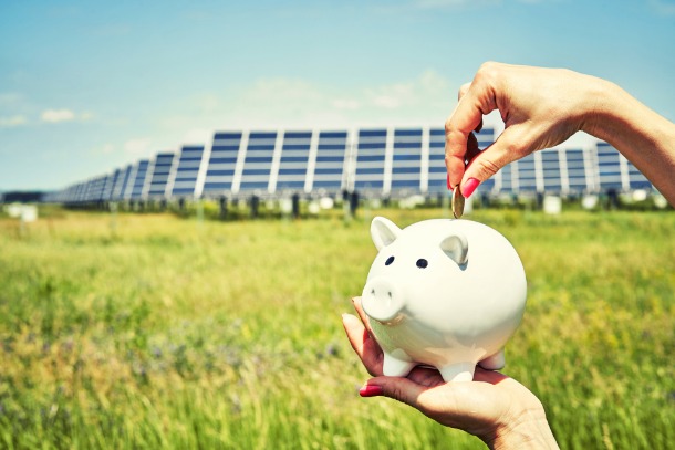 découvrez comment optimiser votre épargne grâce à l'installation de panneaux photovoltaïques. profitez d'économies sur vos factures d'électricité tout en contribuant à une énergie durable. informez-vous sur les avantages fiscaux et les aides disponibles pour un investissement rentable.