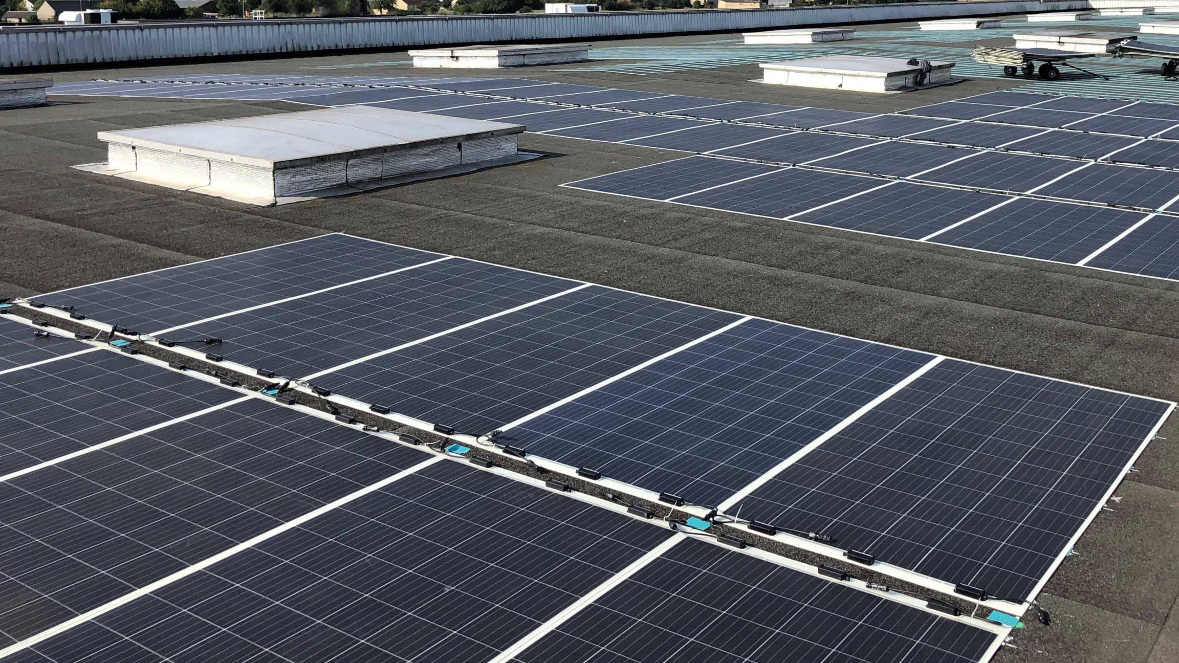 découvrez les meilleurs fabricants de panneaux solaires en france. comparez les offres, la qualité et les innovations des leaders du marché pour optimiser votre investissement dans l'énergie solaire et réduire votre empreinte carbone.