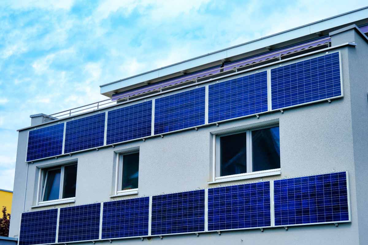 découvrez comment la façade solaire peut transformer votre bâtiment en un atout énergétique incontournable. maximisez l'efficacité énergétique tout en réduisant votre empreinte carbone grâce à des solutions innovantes et esthétiques.