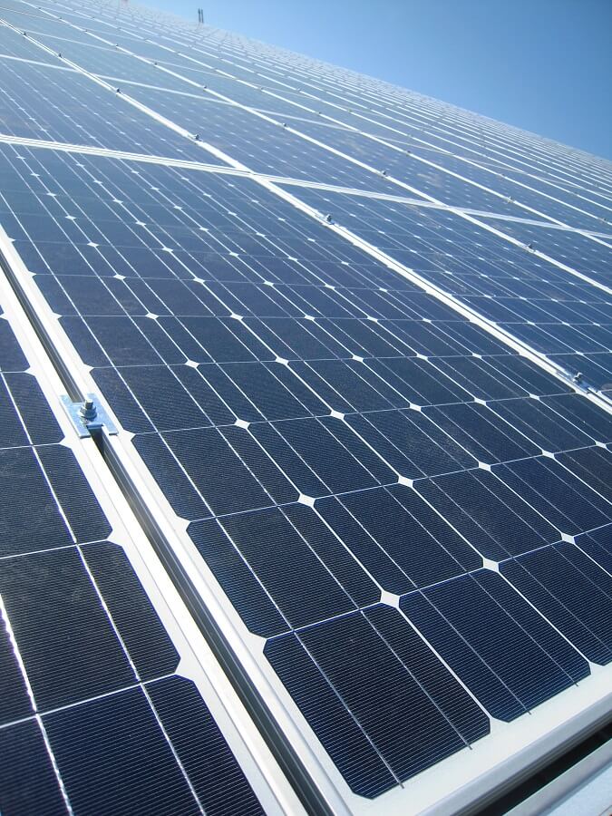 découvrez les atouts énergétiques des façades solaires, une solution innovante pour optimiser l'efficacité énergétique de vos bâtiments tout en préservant l'esthétique architecturale. transformez votre espace en une source d'énergie renouvelable.