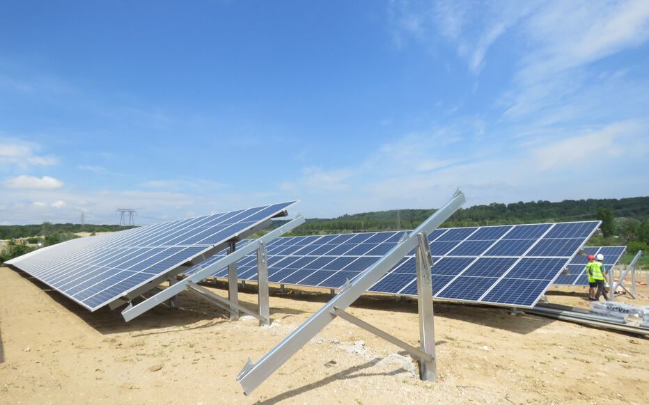 découvrez notre offre exclusive de vente de fermes solaires, des solutions écologiques et rentables pour investir dans l'énergie verte. profitez d'une énergie renouvelable fiable tout en contribuant à la transition énergétique.