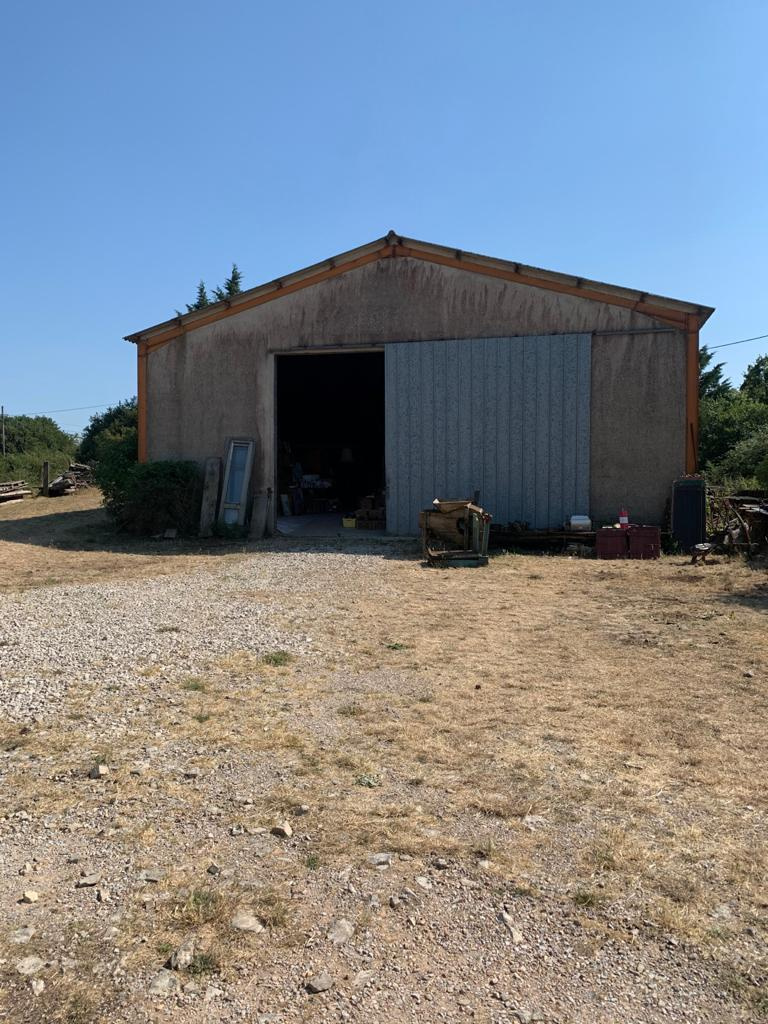 découvrez comment fermer efficacement un hangar pour assurer la sécurité et la protection de vos biens. suivez nos conseils pratiques et optimisez la gestion de votre espace de stockage.