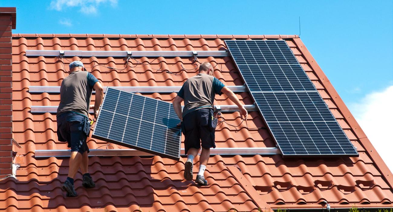 découvrez les options de financement pour l'installation de panneaux photovoltaïques. maximisez votre investissement tout en contribuant à une énergie durable et en réduisant vos factures d'électricité.