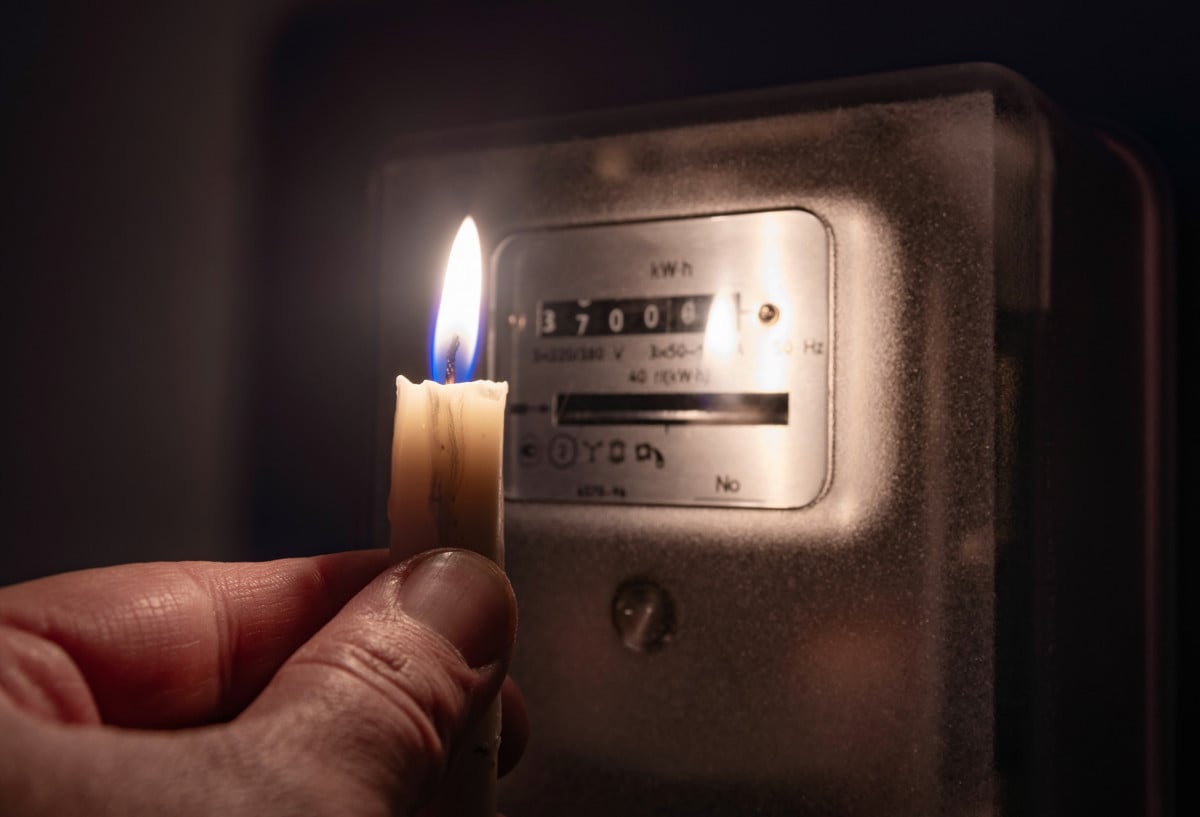 découvrez comment optimiser l'espace dans votre cuisine en utilisant un frigo et un micro-ondes sur la même prise. conseils pratiques pour une utilisation sécurisée et efficace de vos appareils électroménagers.