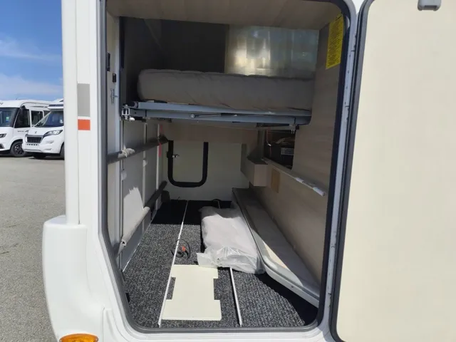 découvrez gensol camping car, votre destination idéale pour des aventures inoubliables en camping-car. profitez de nos services de location, d'entretien et d'accessoires pour vivre des vacances au grand air en toute liberté.