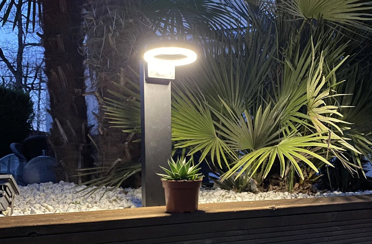 découvrez les causes et solutions pour une guirlande solaire défectueuse. apprenez à identifier les problèmes courants, à réparer vos éclairages extérieurs et à profiter d'un éclairage ambiant idyllique grâce à nos conseils pratiques.