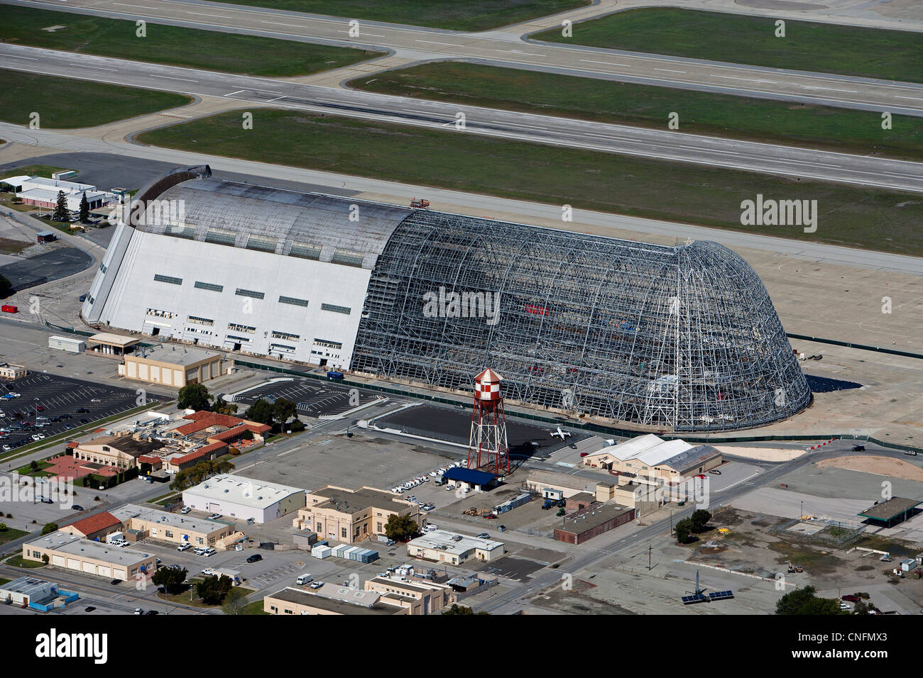 découvrez hangar 1, un espace innovant dédié à la créativité et à l'entrepreneuriat. explorez nos installations modernes, bénéficiez de services sur mesure et rejoignez une communauté dynamique d'entrepreneurs.