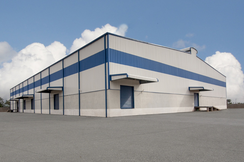 découvrez notre hangar industriel : un espace polyvalent et sécurisé pour vos besoins de stockage et de production. idéal pour les entreprises cherchant à optimiser leur logistique et à bénéficier d'une infrastructure moderne.