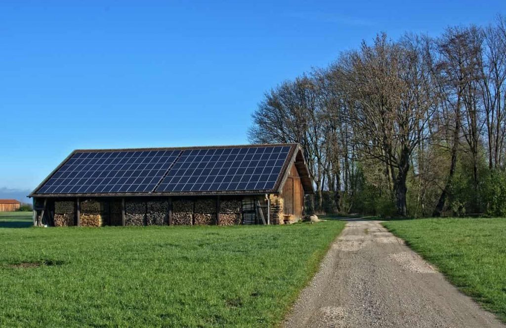 découvrez comment obtenir un hangar solaire gratuit pour maximiser votre production d'énergie renouvelable. profitez d'un espace couvert tout en réduisant vos factures d'électricité. informez-vous sur les conditions et les bénéfices d'investir dans un hangar solaire.
