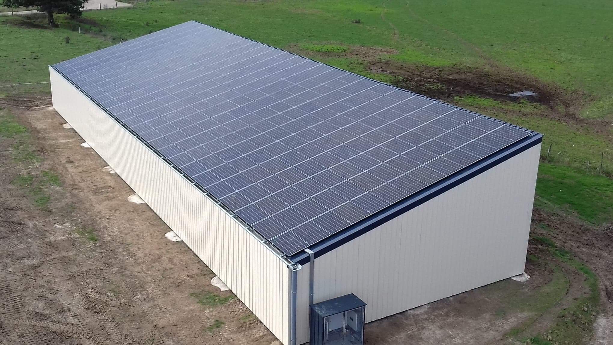 découvrez les avantages des hangars photovoltaïques, une solution innovante pour produire de l'électricité tout en optimisant l'espace. apprenez comment ces structures combinent durabilité, économies d'énergie et protection de vos biens.