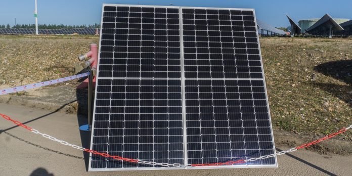 découvrez l'importance des panneaux solaires pour les pme : un investissement durable qui réduit les coûts énergétiques, améliore l'image de marque et contribue à la transition énergétique. explorez les avantages économiques et environnementaux de cette solution innovante.