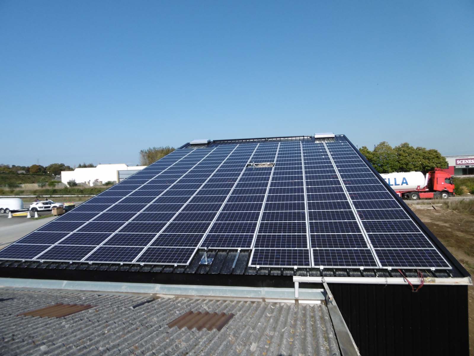 découvrez nos services d'installation de panneaux solaires en bretagne. profitez d'une énergie renouvelable et économique grâce à notre expertise locale. contactez-nous pour un devis personnalisé !