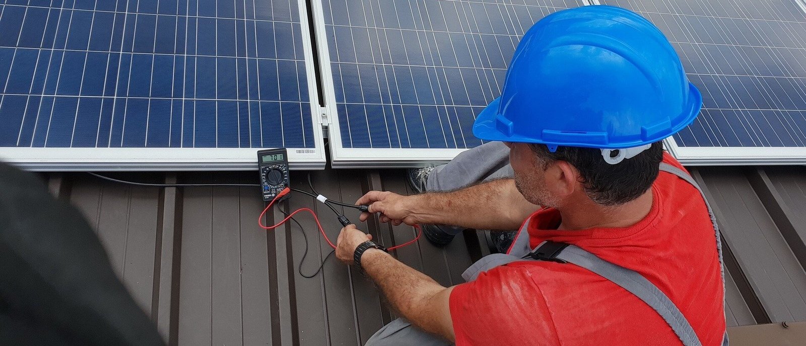 découvrez nos installateurs de panneaux photovoltaïques certifiés, experts dans la mise en place de solutions énergétiques durables. obtenez un devis personnalisé et réduisez votre facture d'électricité tout en préservant l'environnement.