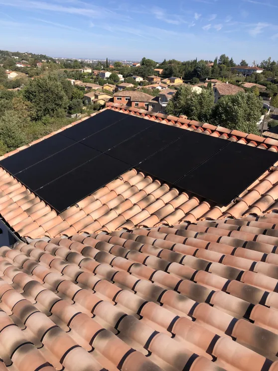 découvrez comment installer des panneaux solaires soi-même grâce à notre guide complet. apprenez les étapes essentielles, les outils nécessaires et les astuces pratiques pour profiter d'une énergie renouvelable tout en réduisant vos factures électriques.