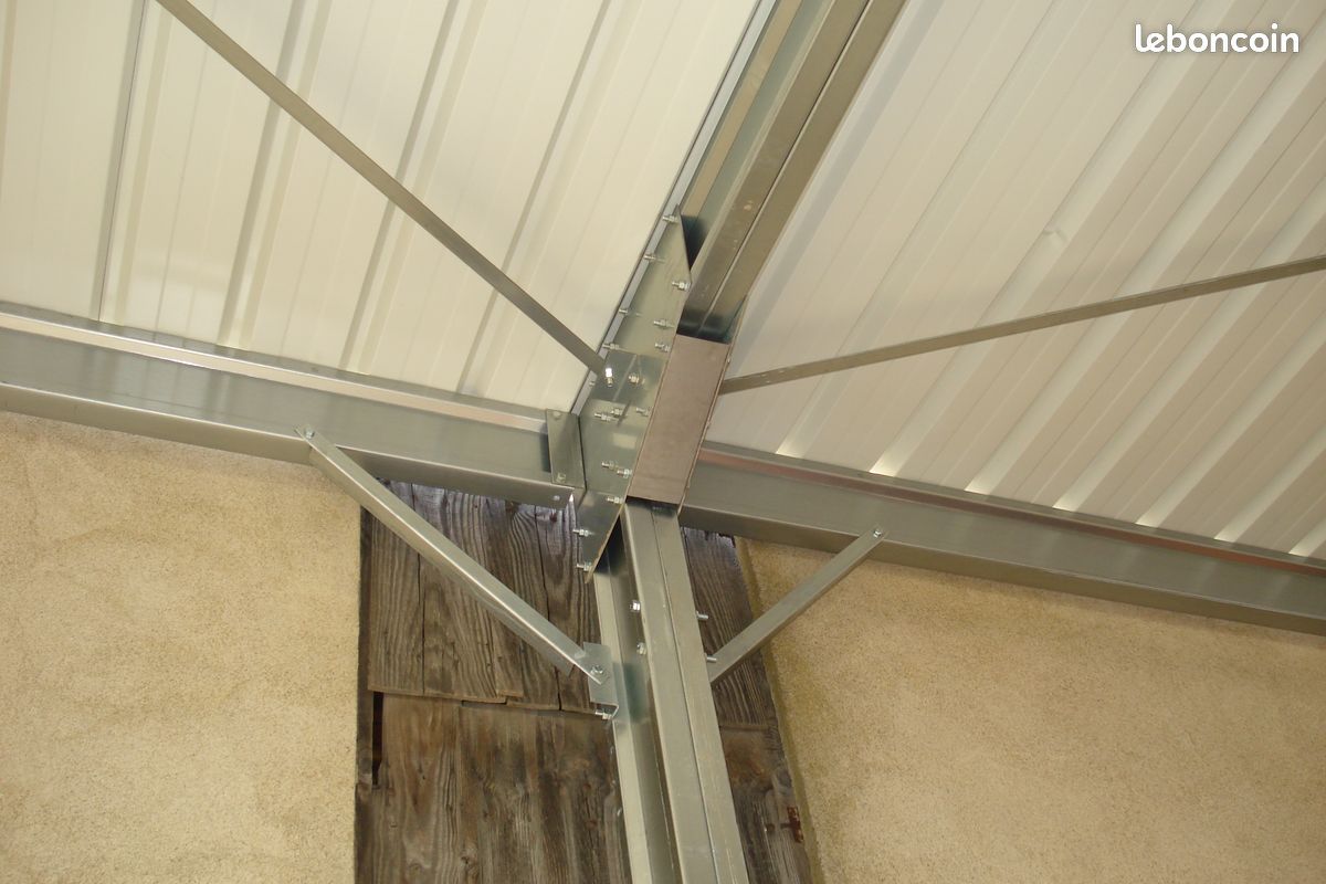 découvrez notre kit métallique, idéal pour réaliser tous vos projets de bricolage avec robustesse et précision. ce kit complet contient des outils et matériaux de qualité supérieure, spécialement conçus pour vous accompagner dans vos réalisations créatives. parfait pour les professionnels comme pour les amateurs, il allie durabilité et performance.