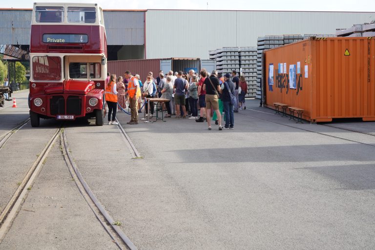 découvrez lille cedex 9, un quartier dynamique alliant modernité et tradition, offrant des infrastructures de qualité, des commerces variés et un accès rapide aux transports en commun, parfait pour y vivre ou s'y rendre.