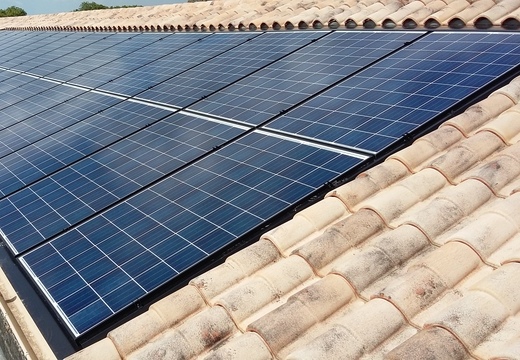 découvrez les tendances des toitures photovoltaïques en 2025 : une solution écologique et économique pour produire votre propre énergie tout en valorisant votre maison. informez-vous sur les dernières technologies, subventions disponibles et avantages d'investir dans l'énergie solaire.