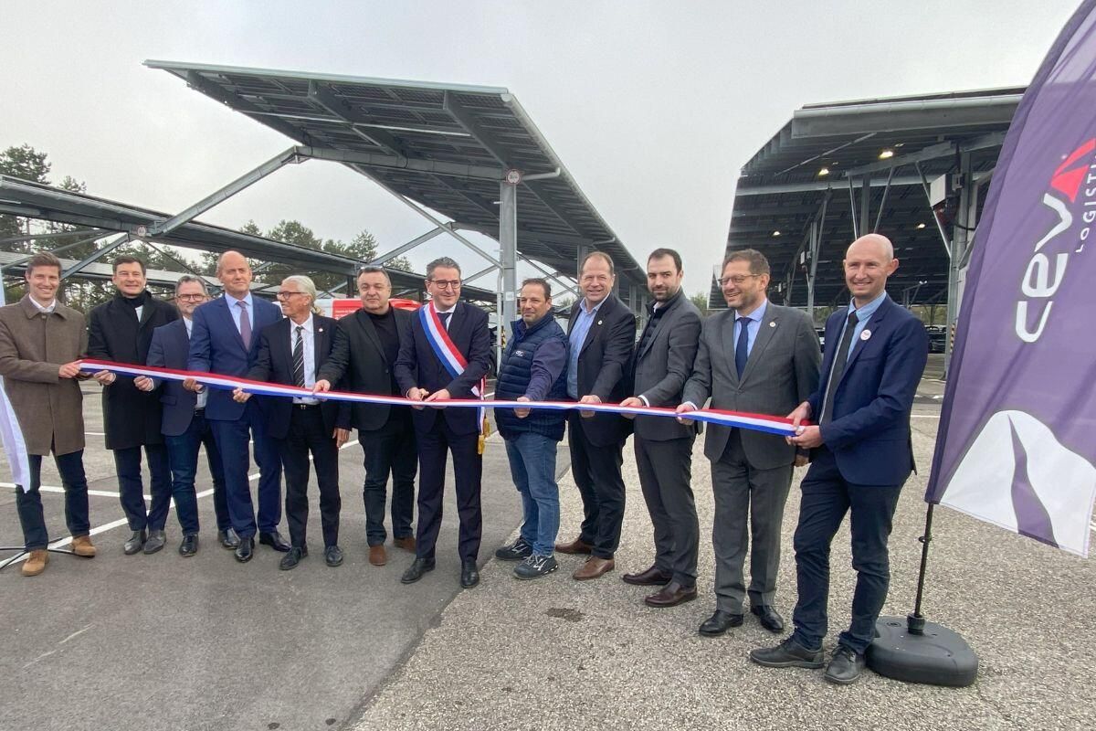 découvrez comment la logistique solaire révolutionne la gestion et la distribution d'énergie renouvelable. optimisez vos opérations tout en réduisant votre empreinte carbone grâce à des solutions innovantes et durables.